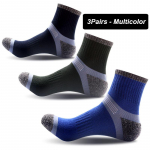 Uued meeste puuvillased sokid Pull Outdoor Matkasokid Korvpallisokid Meeste sokid Kvaliteetsed 3 paari Suurus EU38-45 EUR38-45 mitmev&auml;rviline
