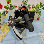 Black Brass Nautical Sextant-Vintage Navigation Antique v&otilde;imaldab teil m&otilde;&otilde;ta k&otilde;rguse n&auml;itu v&auml;ga t&auml;pselt