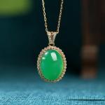 Vintage palee stiilis kullatud ripats, inkrusteeritud naturaalne nefriit&uuml;mbris smaragdkaelakee pulmaehted naistele 45cm roheline