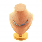 Pierres et Min&eacute;raux. Collier 15 perles Cyanite bleu du Br&eacute;sil. Chaine en acier inoxydable Collier femmes, hommes. Taille personnali