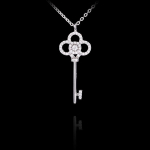 S925 sterlingh&otilde;bedast kerge luksuslik v&otilde;tmekaelakee - Kevad/Suvi rangluukett Zircon key necklace YX-4692B plaatina