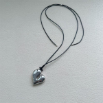 Blogger Reina k&otilde;rgekvaliteediline musta k&ouml;iega kaelakee &ndash; reguleeritav naiste kampsunikett punane