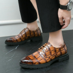 Nahast meeste pidulikud kingad v&auml;litingimustesse ametlikuks kontorisse &auml;risse pulma pidulikud kingad moodsad krokodillimustrilised paeladega meeste oxfordid kingad 6.5