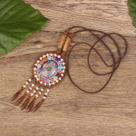 Etnilises stiilis Nepali ehted, nahast kaelakee, eksootiline disain, k&auml;sitsi kootud vintage B&ouml;&ouml;mi esemed