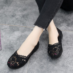 Women Breathable Mesh Single Shoes Ladies Lace Hollow Soft Sole Shoes Flat Pea Shoes Pregnant Comfortable Breathable Bean Shoes Footwear 35 must