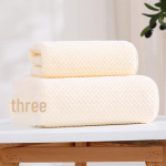 Korallifliisist ananassi r&auml;tikute komplekt &ndash; imav, kiiresti kuivav, &uuml;lipehme, ebemevaba t&auml;iskasvanutele Towel 35*75cm roosa