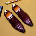 Meeste nahast kingad Ehtsast nahast Oxfordi kingad meestele Luksuslikud kleitkingad Slipon pulmakingad Nahast Brogues 40 burgundiapunane
