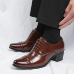 Moodsad meeste vabaaja mustad pruunid n&ouml;&ouml;ridega Oxford Cuban kingad H&auml;rrasmehe &auml;rikingad Peo kingad Zapatos Hombre 39 black