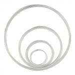 Vastupidav m&auml;lutraat k&auml;ev&otilde;rudele Kaelakeed ja s&otilde;rmused Peen m&auml;lutraadist r&otilde;ngas s&uuml;nnip&auml;evade ja t&auml;htp&auml;evade jaoks h&otilde;be