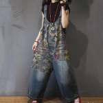 Lahtised teksap&uuml;ksid naiste kombinesoonid, vabad, suured kottis p&uuml;ksid, suured taskud, lilleprintiga teksariidest kombinesoonid rihmadega p&uuml;ksid L sinine