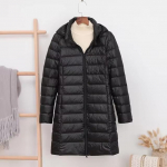 S&uuml;gisene naiste vabaaja &uuml;hev&auml;rviline keskmise pikkusega hele kapuutsiga sulejope XXXXXL must