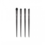 RENEE professionaalne meigipintsel, millel on lihtne k&auml;es hoida, &uuml;lipehmete harjastega t&auml;pne pealekandmine ja t&auml;iuslikult segatud v&auml;limus, silma&uuml;mbruse kombineeritud komplekt 4, 4tk