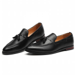 Moodsad Meeste Vabaaja Nahast Kingad Meeste Mood Briti Stiilis Tuttidega Mokassiinid Meeste Slip-on V&auml;litingimustes Kerged Mugavad S&otilde;idujalatsid 37 (US 5.5) must