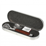 Jala surnud naha pardel k&uuml;&uuml;nenaha l&otilde;ikur paksendite eemaldaja pardli kaabits naha h&otilde;&otilde;rumise ja teraga ning karbiga