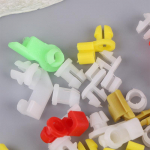 Universaalne auto ukseluku varda klambri juhi k&uuml;lgk&auml;epideme hoidik sobib plastikust needi kinnitusdetailide hoidikutega auto juhtmeklambriga