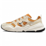 Nike Tech Hera Monarch Black Light Bone Meeste tossud Orange Sail FJ9532-800 41