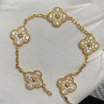 Uus versioon Neljaleheline ristik Viie &otilde;iega k&auml;ev&otilde;ru Naturaalne punane ahhaat Valge p&auml;rlmutter K&auml;ev&otilde;ru Naiste laserk&auml;ev&otilde;ru V Gold