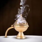 Messingist Dhuna Loban p&otilde;leti, &Uuml;mmargune Dhooni Dhoop Dani viirukip&otilde;leti, Lauapealne messingist viirukihoidja Lobani jaoks, Elegantne ja traditsiooniline Dhoop Dani
