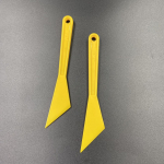 10 TK KTM Auto Kleebis Reklaam Kaabits T&ouml;&ouml;riistad Multifunktsionaalne Akna Kiletamise Kile &Auml;&auml;re Squeegee Kaabits Autode Stiilikleebised Tarvikud 15*4cm / 5.86*1.56 inch kollane