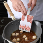 Loominguline plastist lihapallide valmistamise komplekt Praetud kala veiselihast pallide vormimine lusikas Lihat&ouml;&ouml;riistad K&ouml;&ouml;gividinad Toiduvalmistamise tarvikud