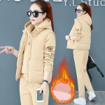 S&uuml;gis- ja talvine ema kolmeosaline komplekt pluss sametist paksendatud spordir&otilde;ivaste &uuml;likond kampsun vest vabaaja kolmeosaline &uuml;likond M aprikoosi