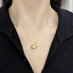 Kuldne k&otilde;rvits ripatsiga pikk kaelakee: Elegantne, Kerge Luksus Kampsunikett mitmek&uuml;lgse disainiga N1400 Brushed Gourd Bow Necklace kuld