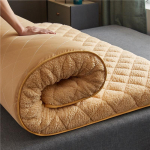 Tatami madrats, &uuml;lipehme lambavillane fliis, sobib &uuml;hiselamutesse, kodudesse ja reisimiseks, paksendatud magamismatiga voodipesu &uuml;hiselamute tubadele. 90*200cm