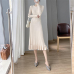 Naiste pikk kalasaba kootud kleit one size valge