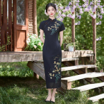 Must traditsiooniline rahvuslik stiil Hiina pikk cheongsam parandatud noor uus naine retro kitsas l&uuml;hike varrukas catwalk M gray