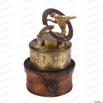 Vintage kompass NAVIGATSIOONILINE Instrument Marine P&auml;ikesekella Kompass Nahk&uuml;mbrisega kalendriga