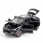 1/24 Lamborghini URUS Bison Maastur Sulamist Sportauto Mudel Valatud Metall Maasturid Autode Mudel Simulatsioonheli ja valgusega Laste M&auml;nguasjad Kingitus must