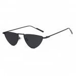 Kassisilma p&auml;ikeseprillid Luksusbr&auml;ndi disain Naiste Metall Kolmnurkne P&auml;ikeseprillid Mood Daamide Varjud UV400 Prillid oculos gafas de sol must