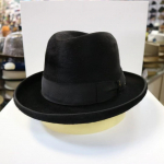 Uue stiiliga villane fedora m&uuml;ts kikilipsuga kaunistus - 100% puhas villane vilt 59 cm