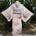 Sakura t&uuml;druku kimono kleit Jaapani stiilis yukata hommikumantel naistele lilleprindiga haori Jaapani &uuml;htne cosplay kost&uuml;&uuml;m peo l&uuml;hike kleit red