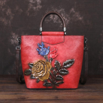 Ehtsa Nahaga Reljeefsed K&auml;ekotid Naistele Lilled &Otilde;lakotid Daamide Crossbody Kott &Otilde;htukotid Rahakott GZW 26*12.5*27cm punane
