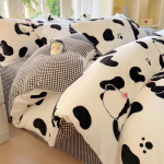 Paksendatud piimafliisist neljaosaline komplekt, talvine soe kahepoolne fliisist tekikate, fliisist voodilina kolmeosaline komplekt 1.2m bed