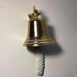 Traditsiooniline messingist seinale kinnitatav uksekell, merendusteemaline laevakellakell, mis sobib ideaalselt kodubaaridesse ja sisekujundusse.