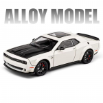 Uus 1:24 Dodge Challenger SRT Sulamauto Mudel Die-cast Metallist Sportauto S&otilde;idukimudel Kogutav Simulatsioon Heli ja Valgus Laste M&auml;nguasi Poisi Kingitus valge