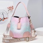 V&auml;rviline PU-nahast crossbody kott naistele mitme lukuga v&auml;ike kott &auml;mbrikott mood