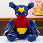 Bite Land Shark Pl&uuml;&uuml;snukk Pok&eacute;moni Nukk Magamispadi 40cm