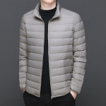 Kvaliteetsed kerged ja &otilde;hukesed sulejoped ei jookse talvel meeste p&uuml;stkraed alla, uued mudelid on kerged 5XL helehall v&auml;rv