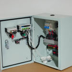 K&uuml;lmkambri termostaat SM5060 Juhtkarp: K&uuml;lmutus Defrost & Toiteallikas - 3P, 5P, 8P Elektrikapp Customized Electrical Control Box for Cold Storage