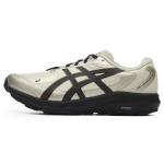 Meeste tossud ASICS Gel-Terrain Jooksukingad Unisex Madalad Valge Must Mitmev&auml;rviline 41.5 gray