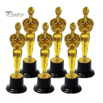 6 tk Kuldne Auhind Trofee Kujud S&uuml;ndmused Spordi Oscari-sarnased trofeed Ise ise teha markeeriv alus Klassikalise disaini tunnustusauhinnad 6pcs