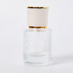 30/50 ml korduvt&auml;idetav parf&uuml;&uuml;mi klaaspudelite pihusti eeterliku &otilde;li pihusti 8.3cm