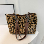 Yogodlns Leopardimustriline reisisooja pl&uuml;&uuml;sist &otilde;lakott naiste suure mahutavusega kettdekooriga kandekott Vintage pehme kunstkarusnahast &uuml;lemise k&auml;epidemega k&auml;ekott 30x12.5x24.5cm pruun