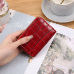 Klassikaline mood naiste nahast rahakott (9 tk kaardipesa, 2 tk sularahapesa) Krokodillinaha mustriga Kerge luksuslik naiste kott tudengineiudele