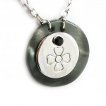 NOA [G0492] - Collier Cr&eacute;ateur 'Nacre en Folie' gris hall