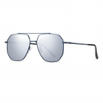 AORON Fashion Design Meeste polariseeritud p&auml;ikeseprillid Klassikalised UV400 pimestamisvastased p&auml;ikeseprillid must