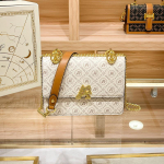 Nahast naistekott 2023 uus kett, v&auml;ike kandiline kott Moodne mitmek&uuml;lgne &otilde;lakott Premium Sense v&auml;ike kott M